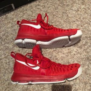 Men’s Nike KD 9 Red